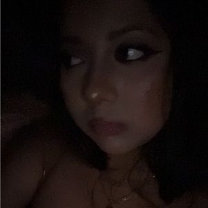 Meet your Posher, Nafiza